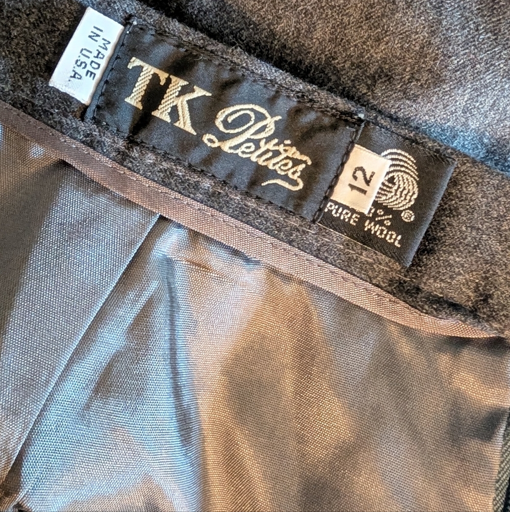 TK Petites 100% Wool Women’s Skirt With Blazer Suit Size 12P Gray 1 Button VTG